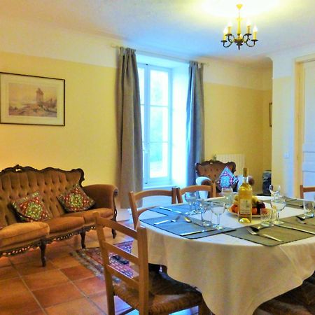 Chateau Du Fraissinet, 6 Gites Sleeping 2-8 Guests, Pool And River On Site La Tronche  ภายนอก รูปภาพ